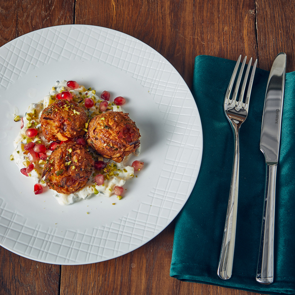 Picture of Incise Porcelain Lavara Coupe Plate 23cm 23 x 2.3cm (Dia x H)